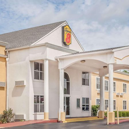 Super 8 By Wyndham Athens Hotel Екстериор снимка