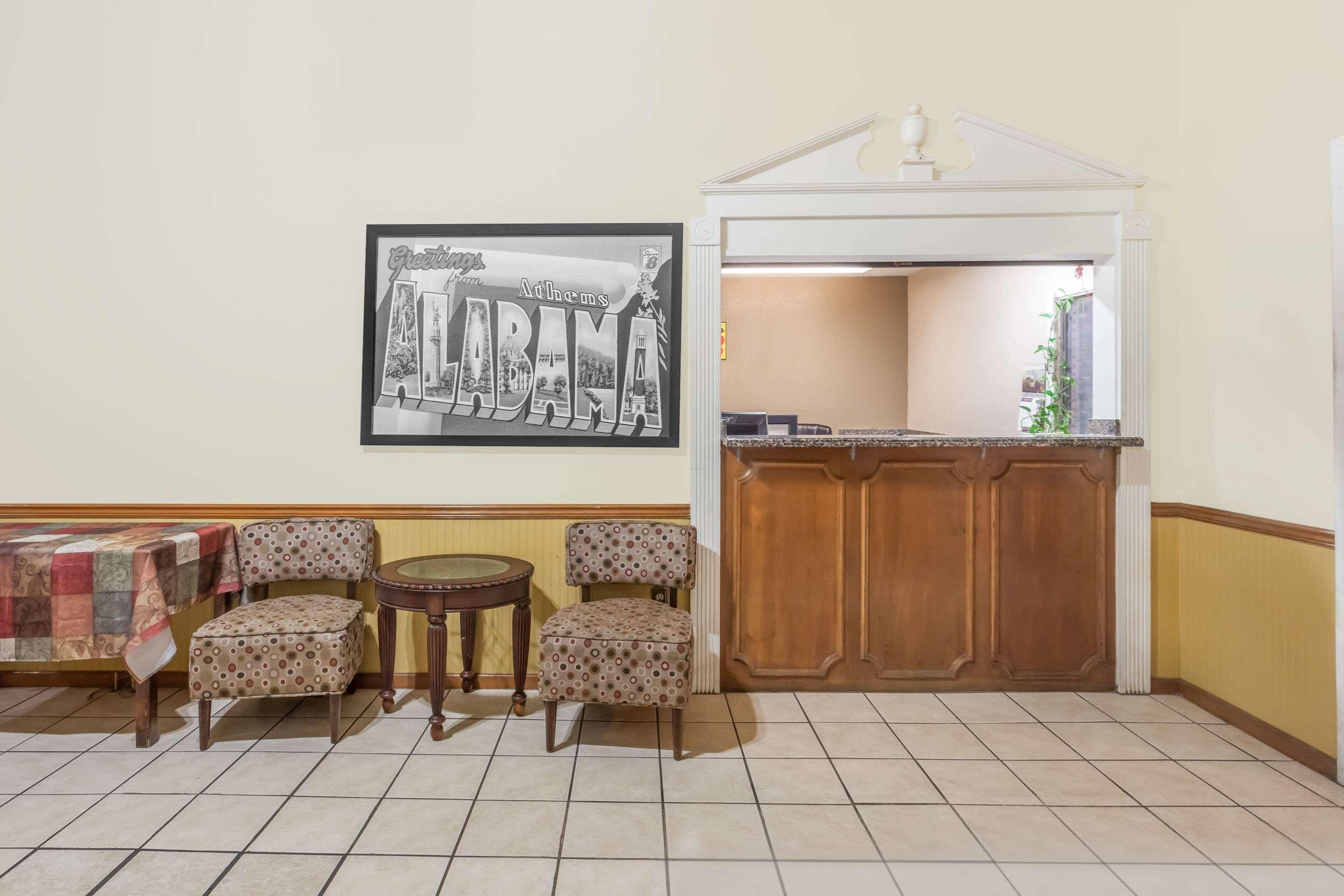 Super 8 By Wyndham Athens Hotel Екстериор снимка